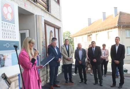 Otvoritev DIGI info točke v prostorih OOZ Cerknica 05 Foto Ljubo Vukelič